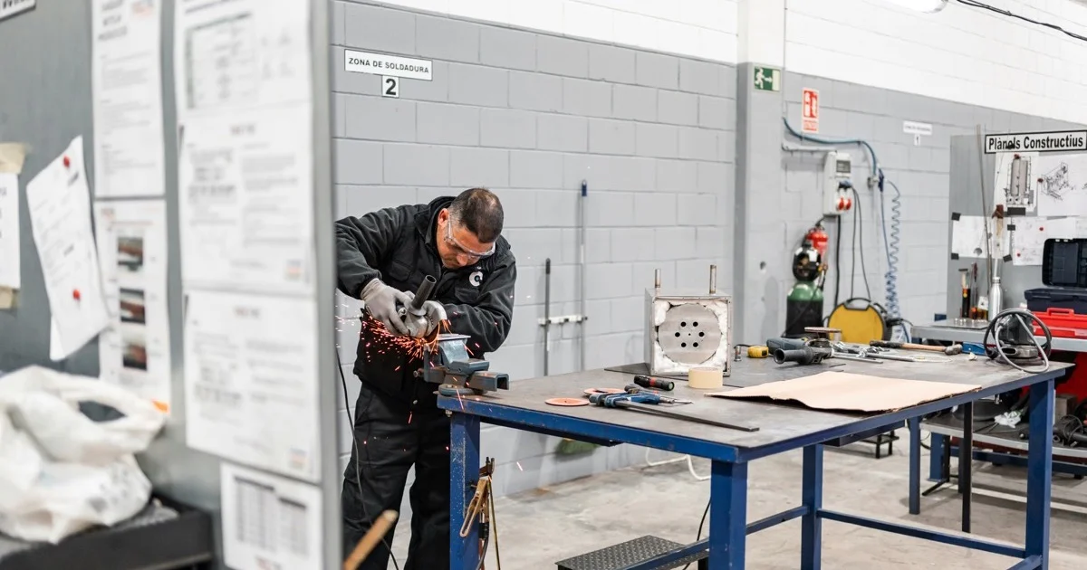 Các Ngành Nghề Thiếu Hụt Lao Động Tại Đức (Engpassberufe) — Cập Nhật 2026