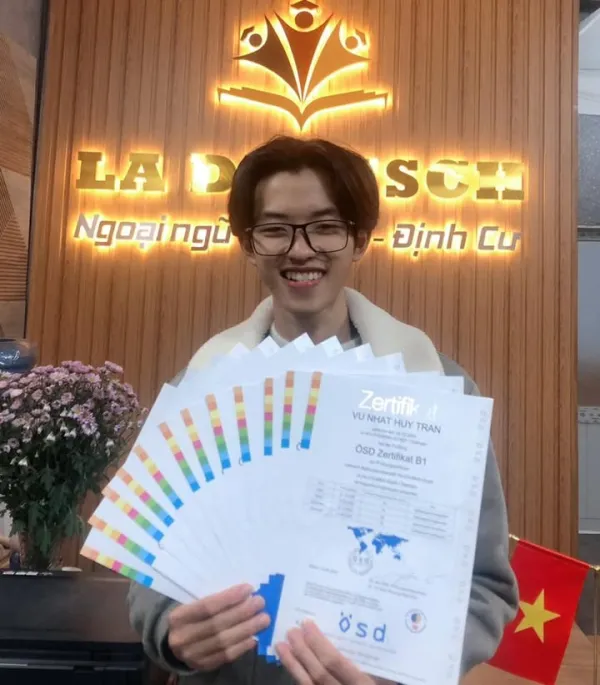 Học viên La Deutsch Sang và các bạn - Đạt chứng chỉ ÖSD B1